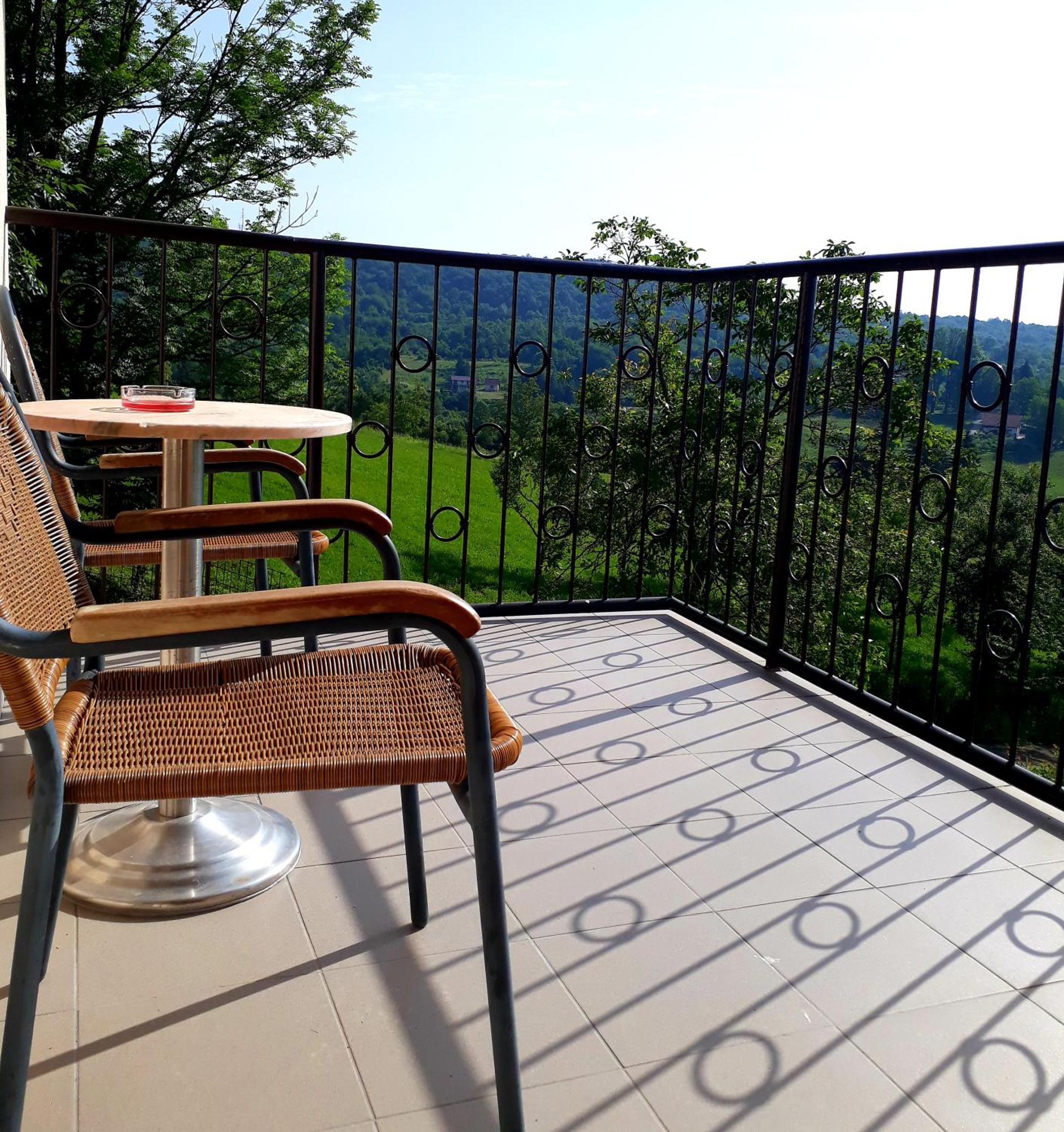 Jankovi Dvori Otel Rakovica Oda fotoğraf