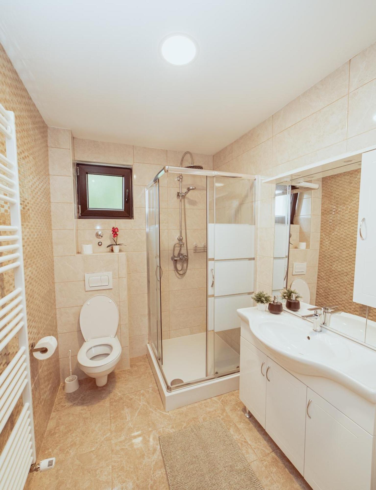 Jankovi Dvori Otel Rakovica Dış mekan fotoğraf